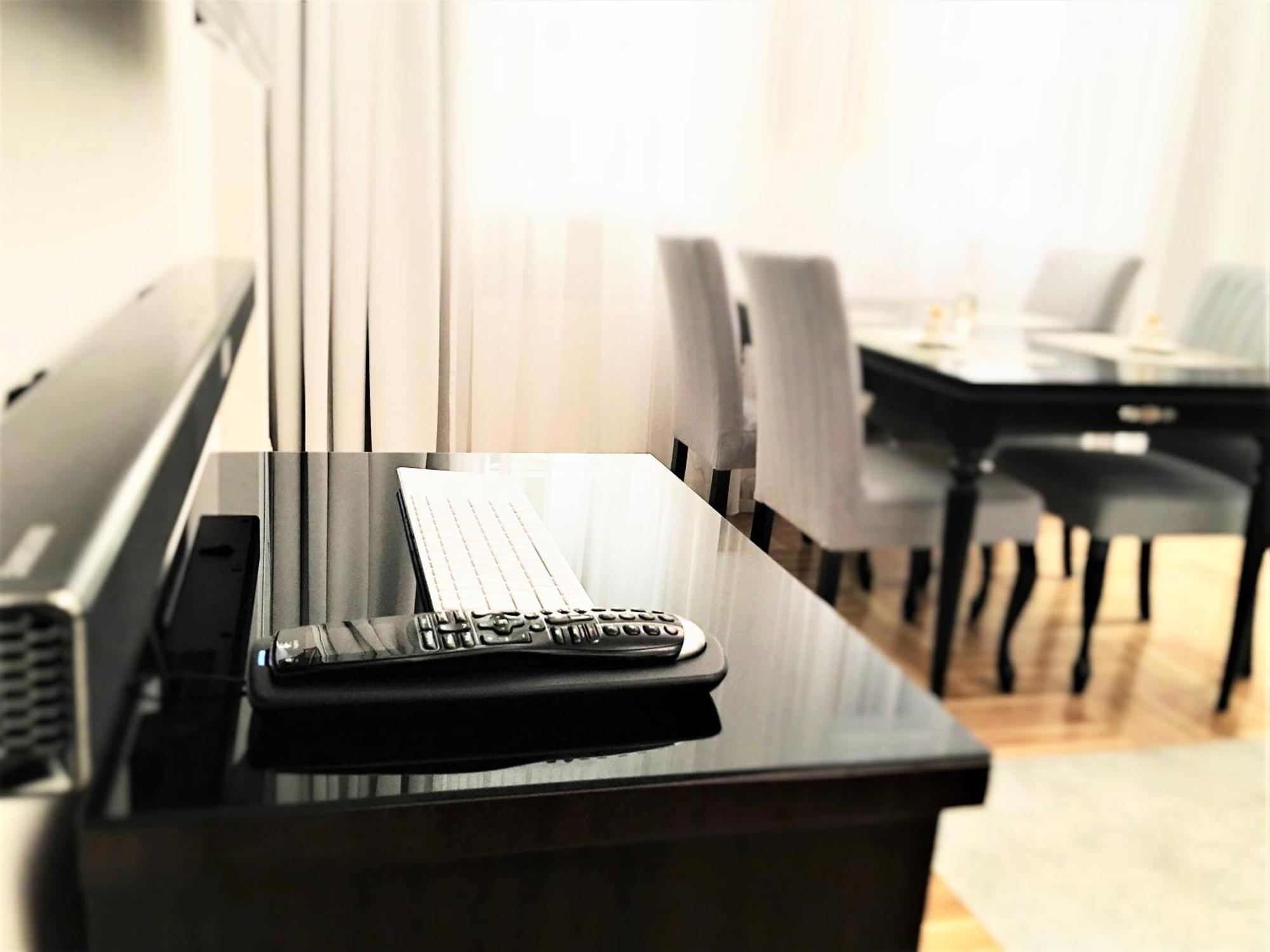 وارسو Mondrian Luxury Suites Unesco Old Town الغرفة الصورة