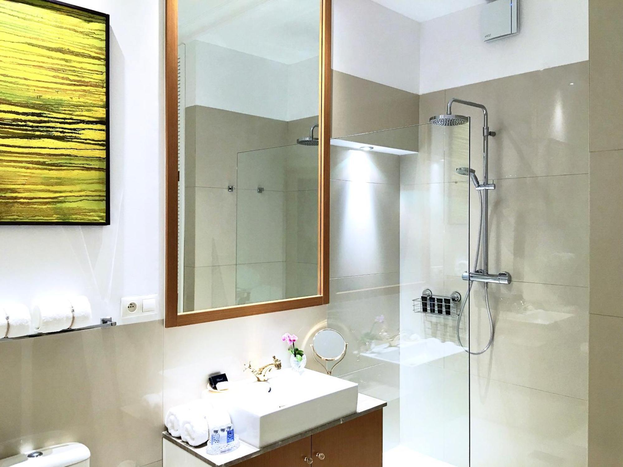وارسو Mondrian Luxury Suites Unesco Old Town الغرفة الصورة